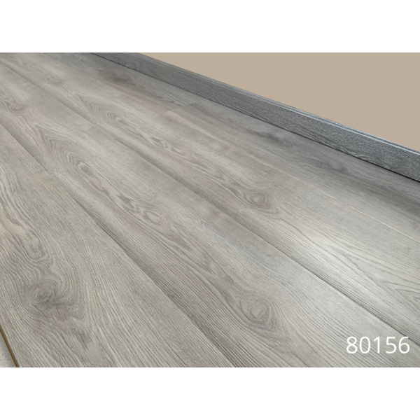 Piso Flotante 8mm AC4 (Caja 2.33 m2)